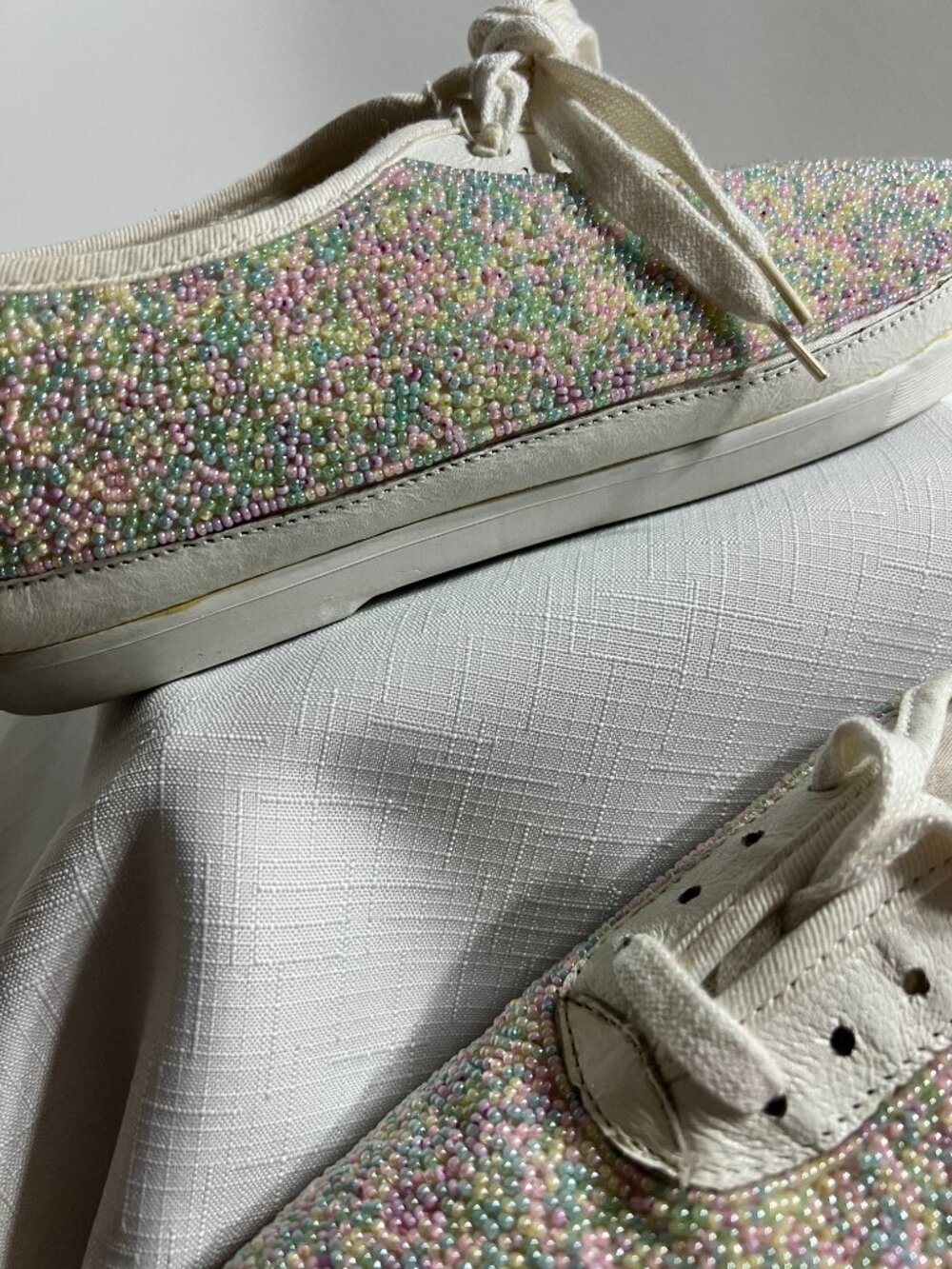 VTG 1989 BEADZ Deadstock Pastel Rainbow Beaded Sneakers Sz 8 - Picture 6 of 12